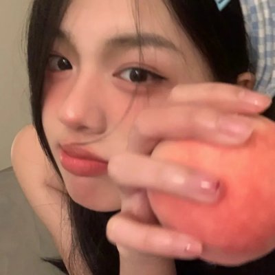 女朋友的女朋友海报